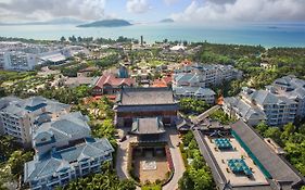 Huayu Resort & Spa Yalong Bay Sanya 5*